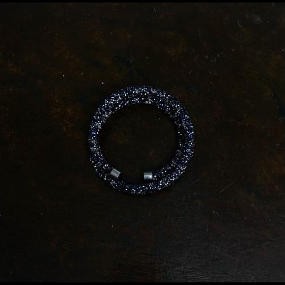 Bracelets - Picture 2 of 3